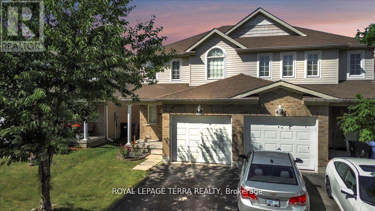 Property at 31 VIPOND STREET image 2