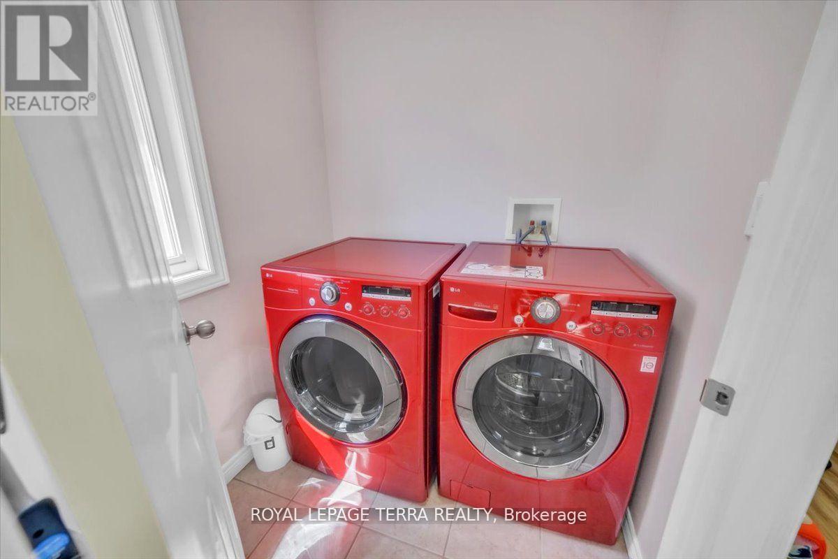 31 Vipond Street, Guelph (Grange Road), Ontario  N1E 0G9 - Photo 28 - X12298107