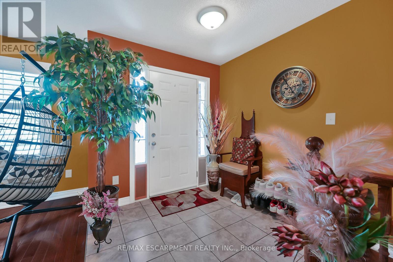 Property at 45 HELEN DRIVE image 4