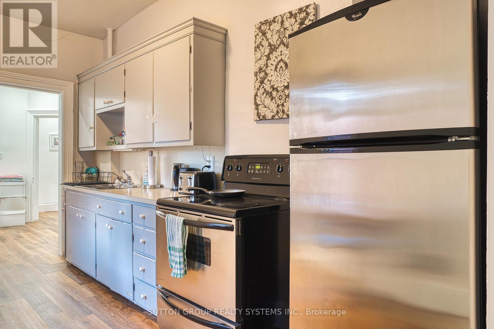 258 Ontario Street, Stratford, Ontario  N5A 3H5 - Photo 29 - X12298227