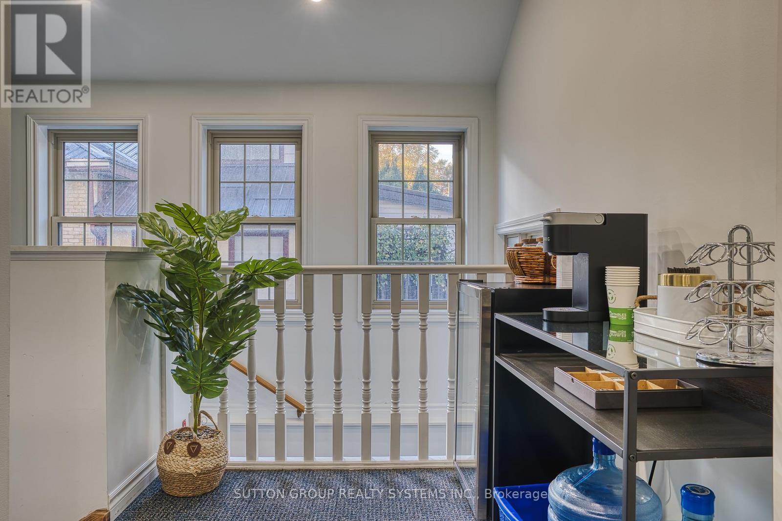 258 Ontario Street, Stratford, Ontario  N5A 3H5 - Photo 7 - X12298227