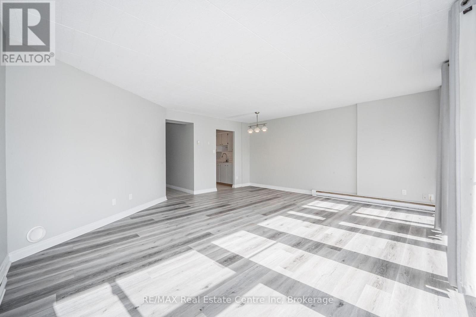 Property at 102 - 105 CONROY CRESCENT image 5