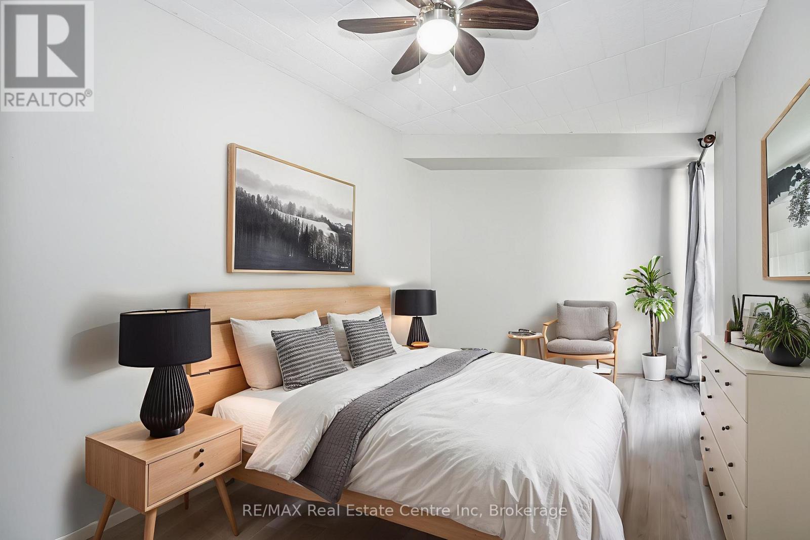 102 - 105 Conroy Crescent, Guelph, Ontario  N1G 2V5 - Photo 7 - X12298243