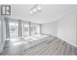 102 - 105 CONROY CRESCENT, guelph (dovercliffe park/old university), Ontario