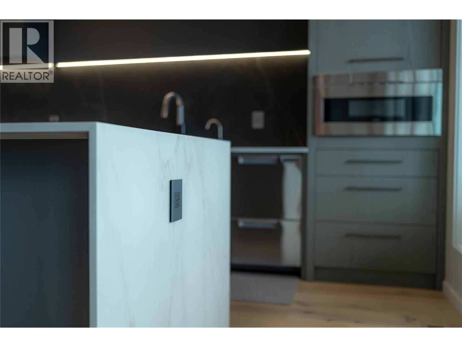 5546 Upper Mission Drive, Kelowna, British Columbia  V1W 5M4 - Photo 29 - 10352257