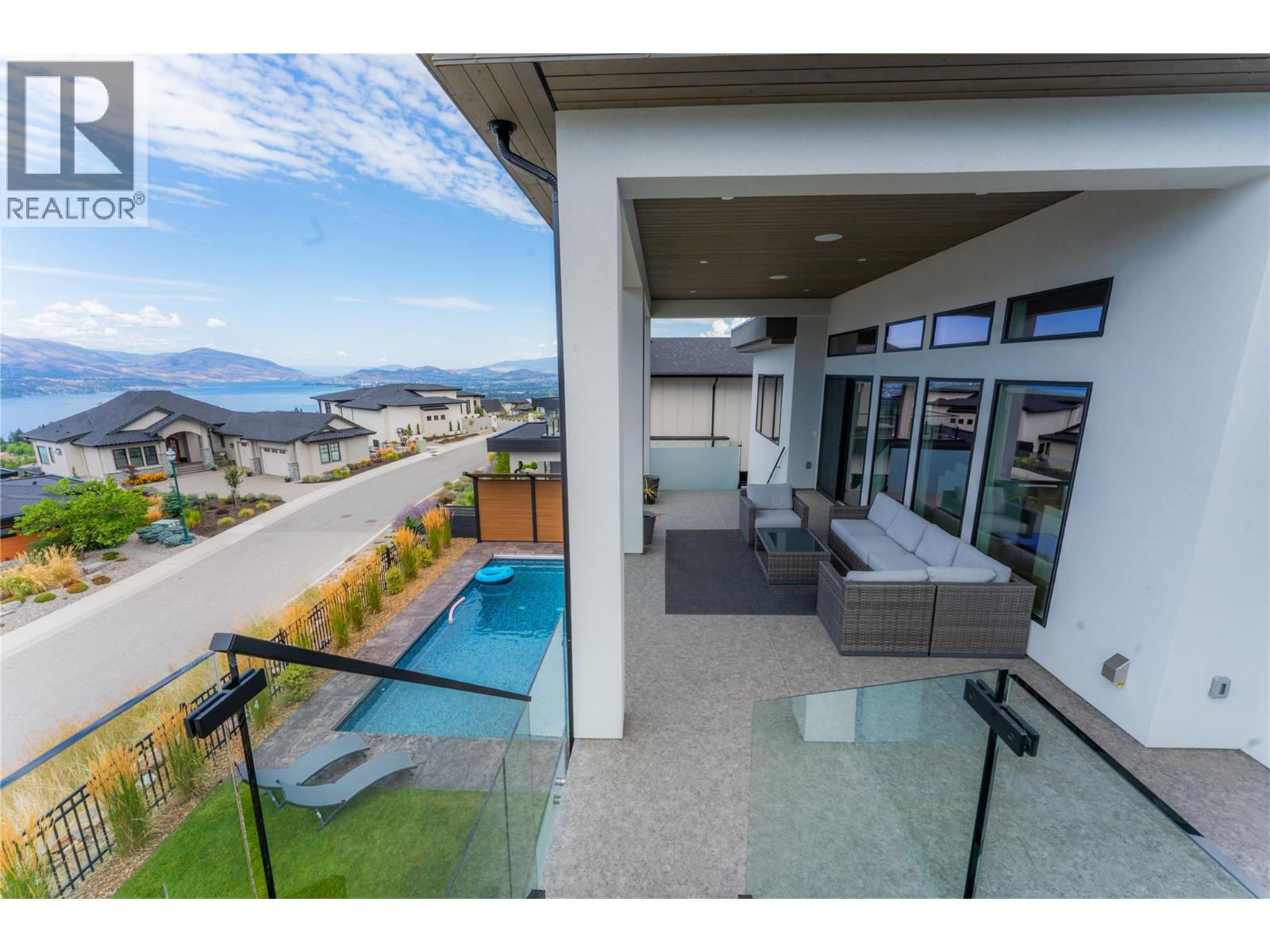 5546 Upper Mission Drive, Kelowna, British Columbia  V1W 5M4 - Photo 14 - 10352257