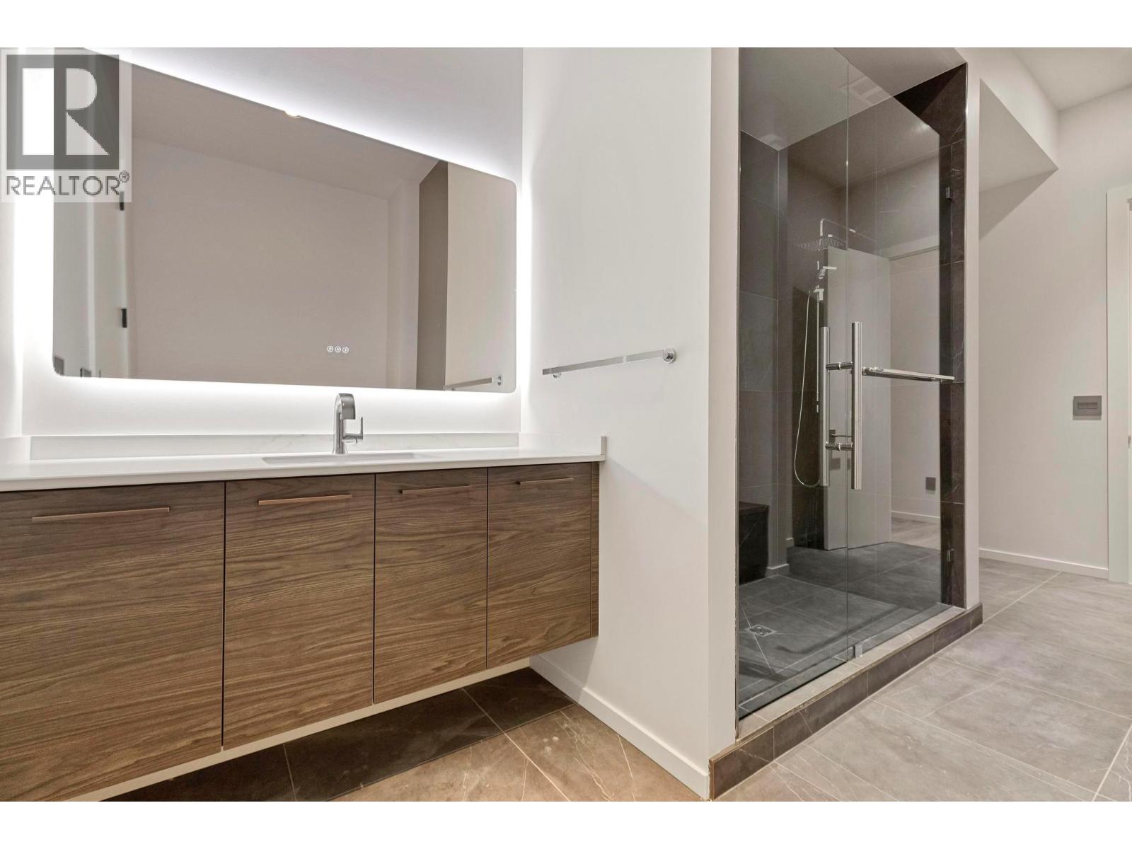 5546 Upper Mission Drive, Kelowna, British Columbia  V1W 5M4 - Photo 55 - 10352257