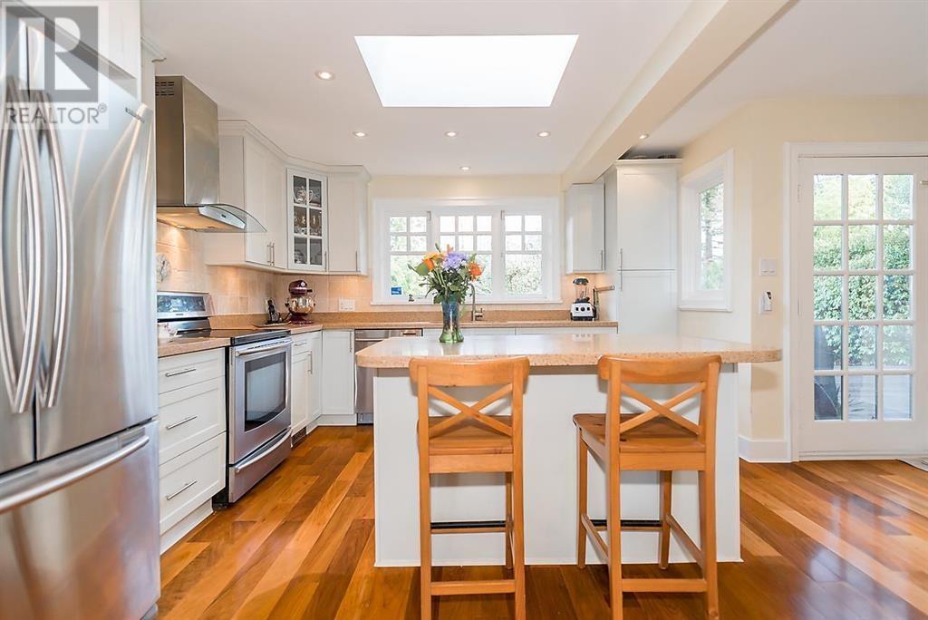 1722 WESBROOK CRESCENT, Vancouver, British Columbia