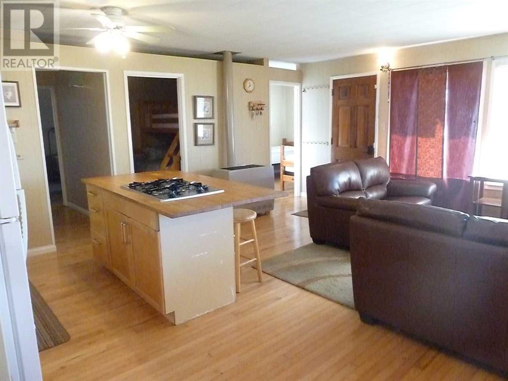 257, 15538 Old Trail, Plamondon, Alberta  T0A 2T0 - Photo 6 - A2241839