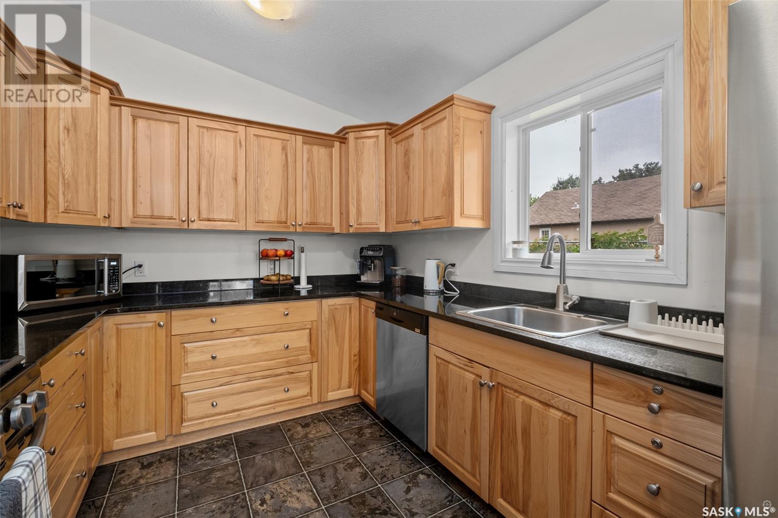 1255 18th Street W, Prince Albert, Saskatchewan  S6V 4B6 - Photo 11 - SK013315