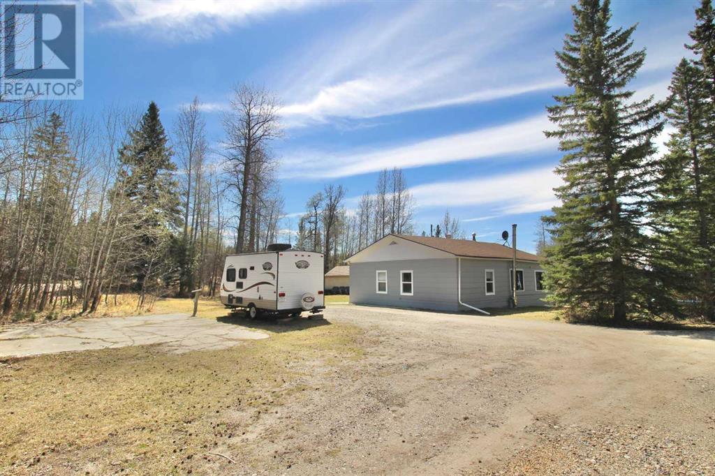 779 Makenny Street, Hinton, Alberta  T7V 1H3 - Photo 19 - A2191267