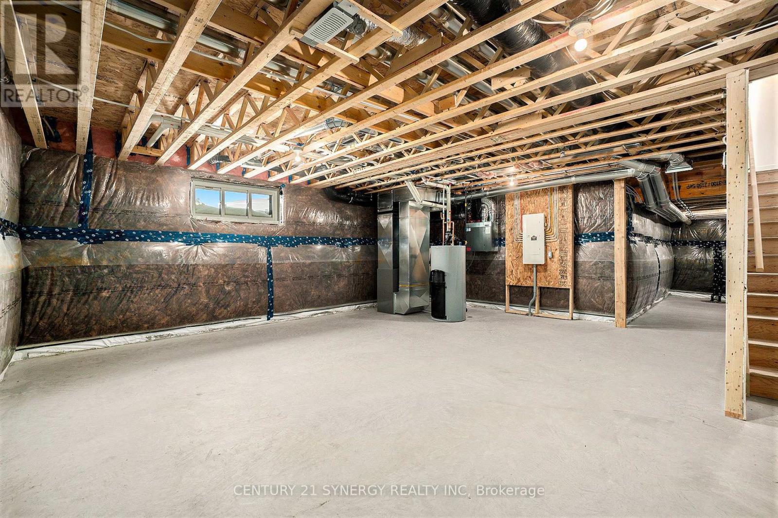 65 Villeneuve Street, North Stormont, Ontario  K0C 1W0 - Photo 31 - X12298368