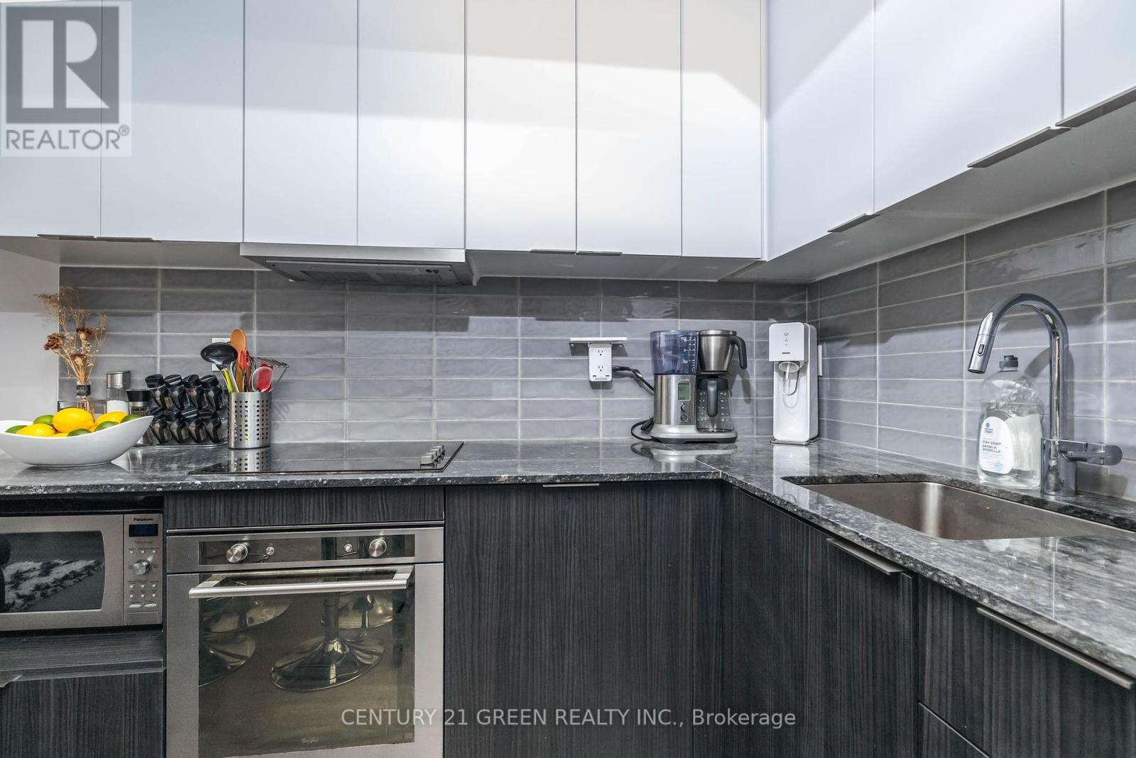 203 - 99 The Donway Way, Toronto (Banbury-Don Mills), Ontario  M3C 0G1 - Photo 8 - C12298257