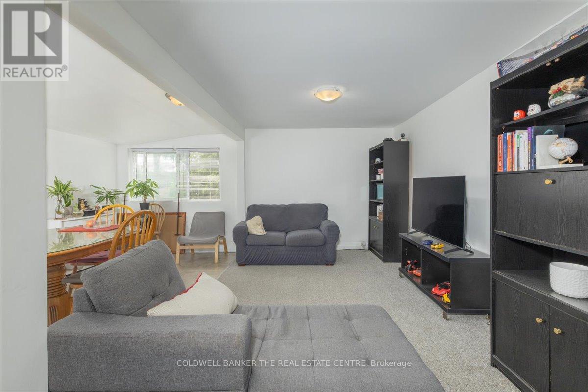 379 Simcoe Street, Newmarket, Ontario  L3Y 2M4 - Photo 20 - N12298261