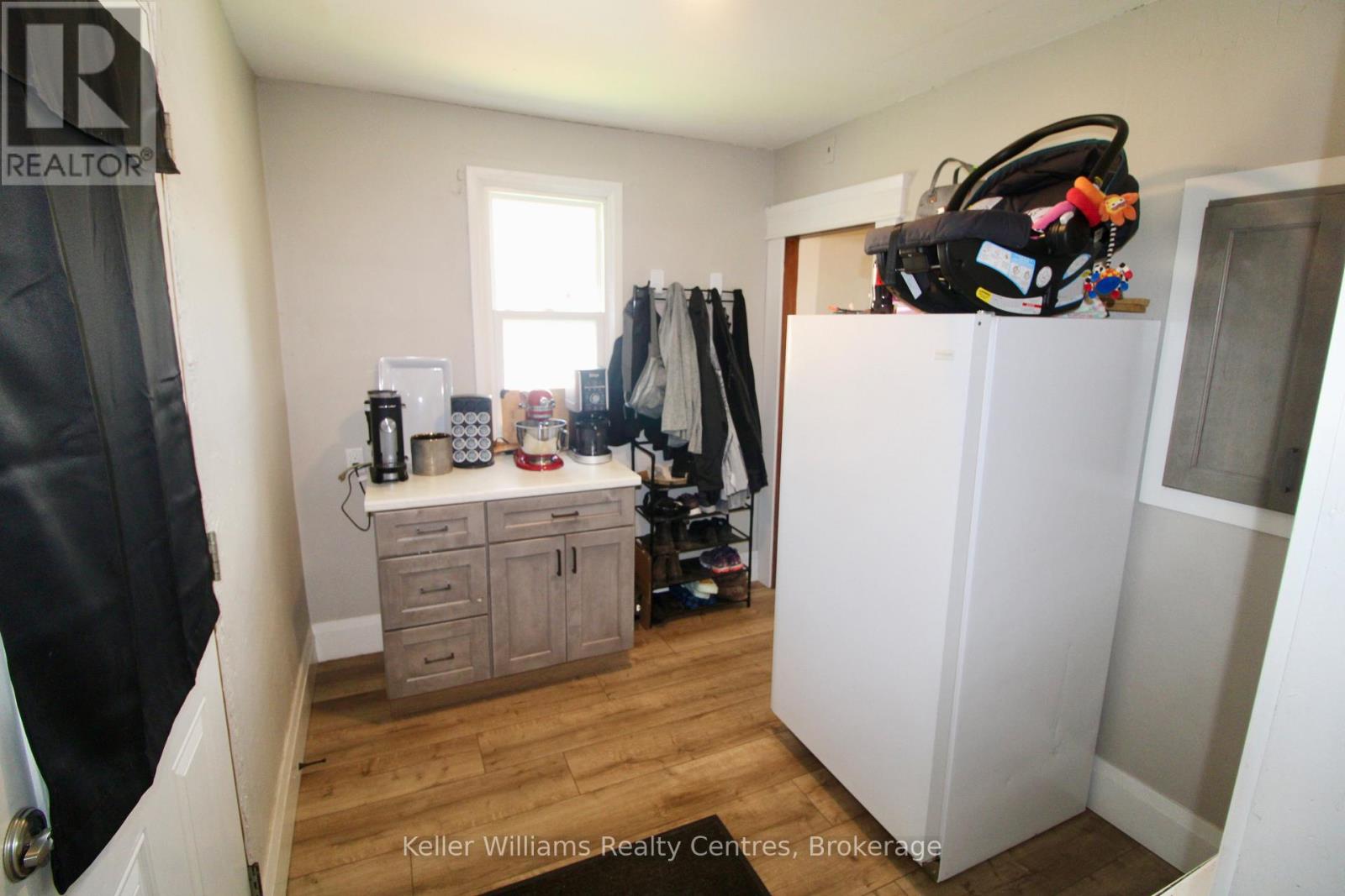 163/165 Countess Street N, West Grey, Ontario  N0G 1R0 - Photo 11 - X12287936