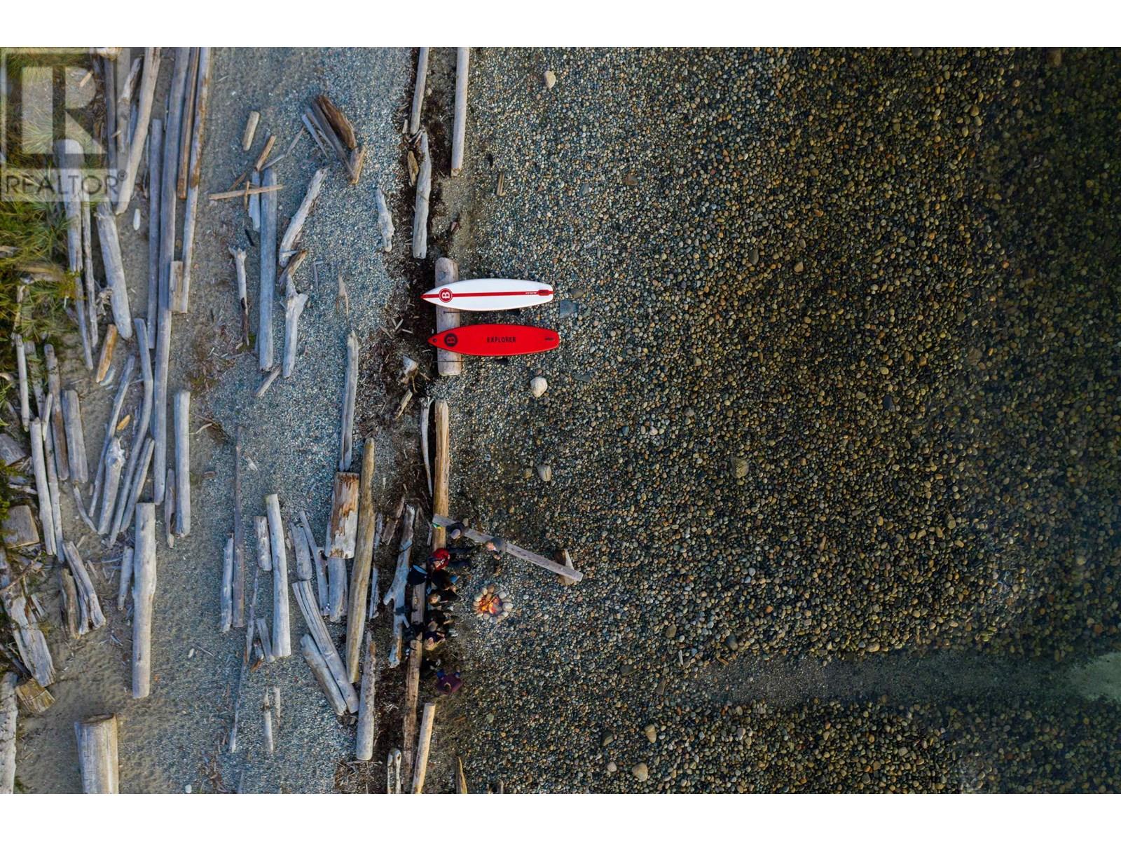 8127 Redrooffs Road, Halfmoon Bay, British Columbia  V7Z 1A7 - Photo 30 - R3029072