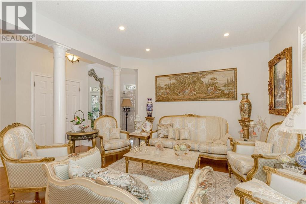 Property at 2224 COLONEL WILLIAM Parkway image 5
