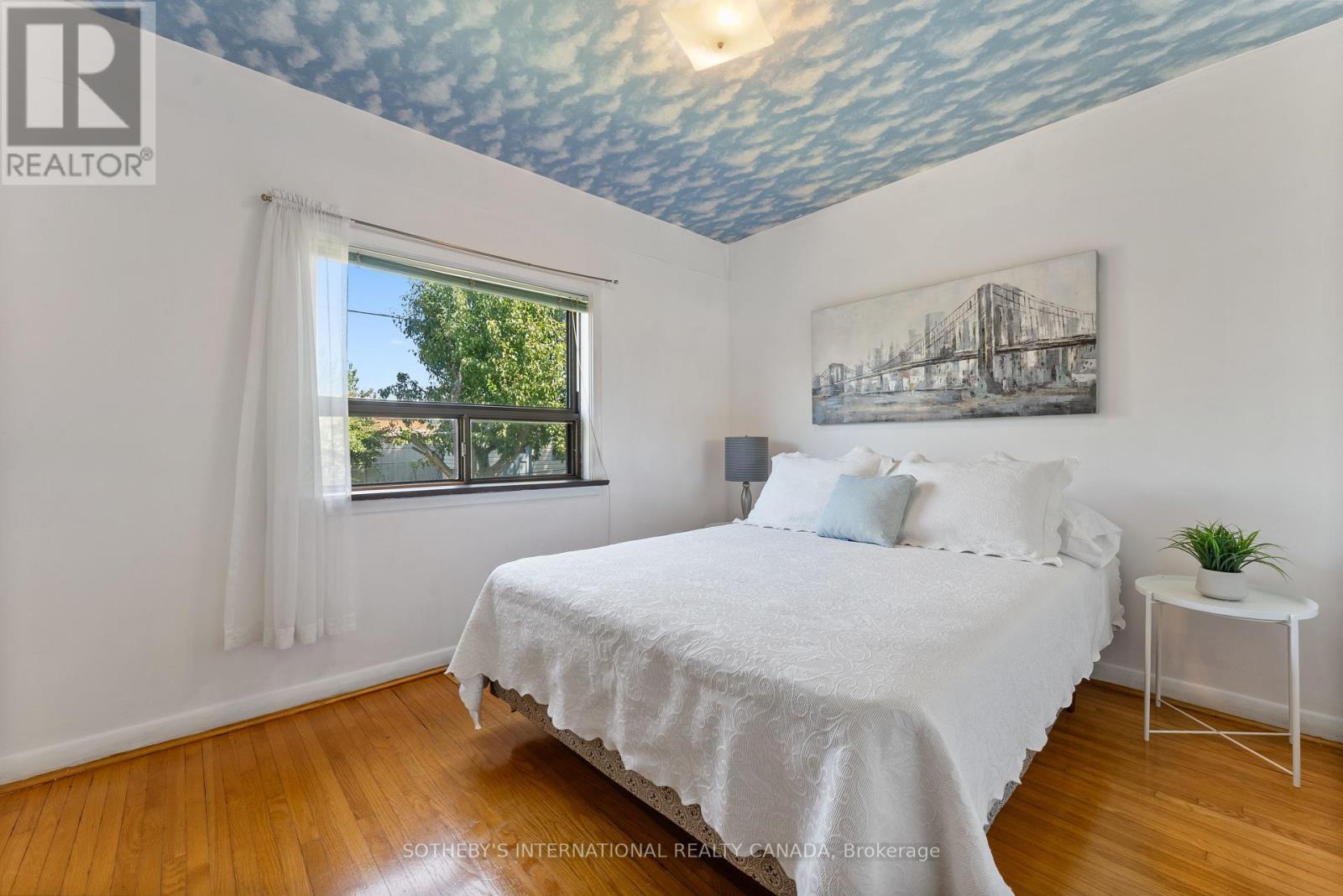 76 Lawnside Drive, Toronto (Rustic), Ontario  M6L 1Z7 - Photo 21 - W12298256