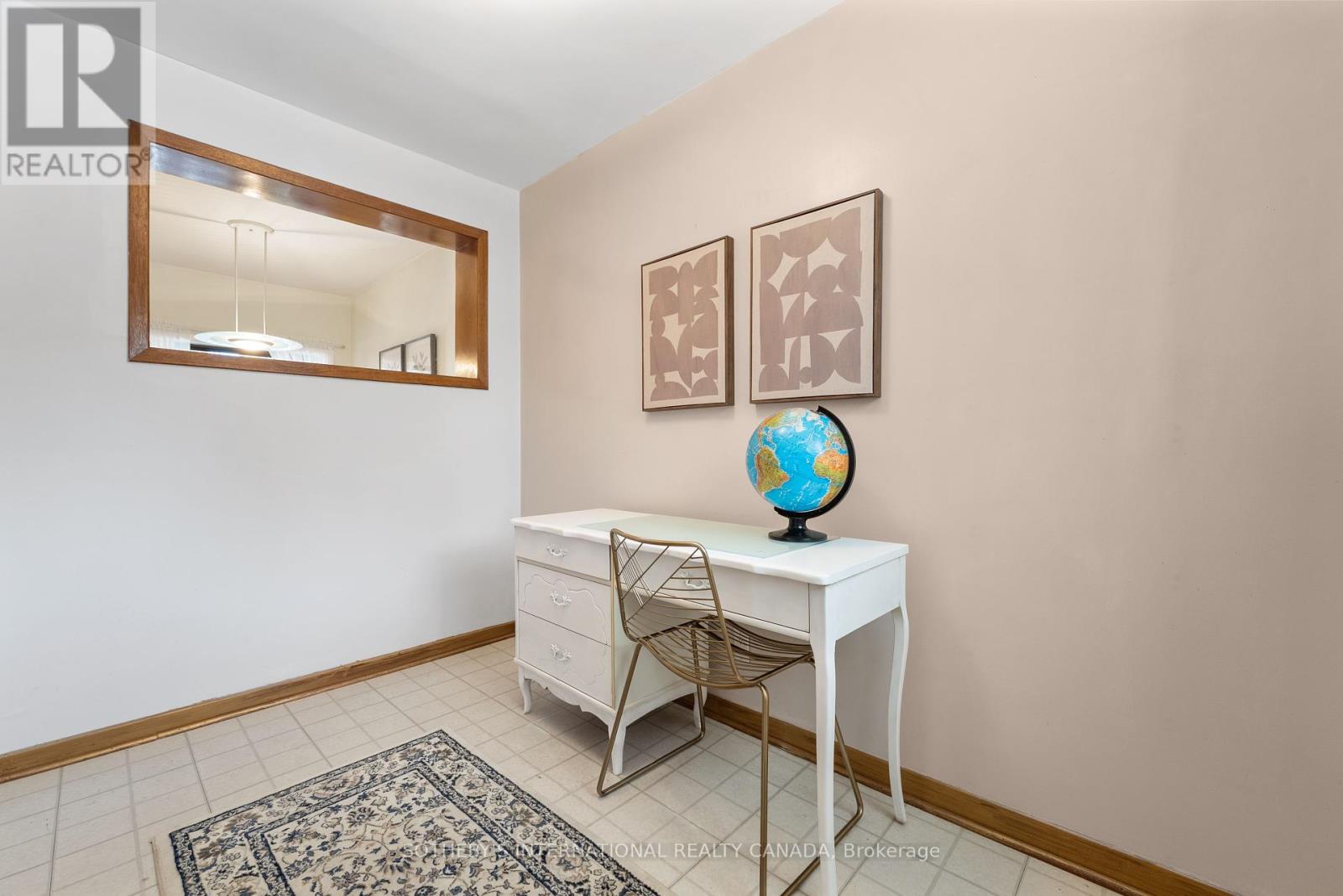 76 Lawnside Drive, Toronto (Rustic), Ontario  M6L 1Z7 - Photo 8 - W12298256