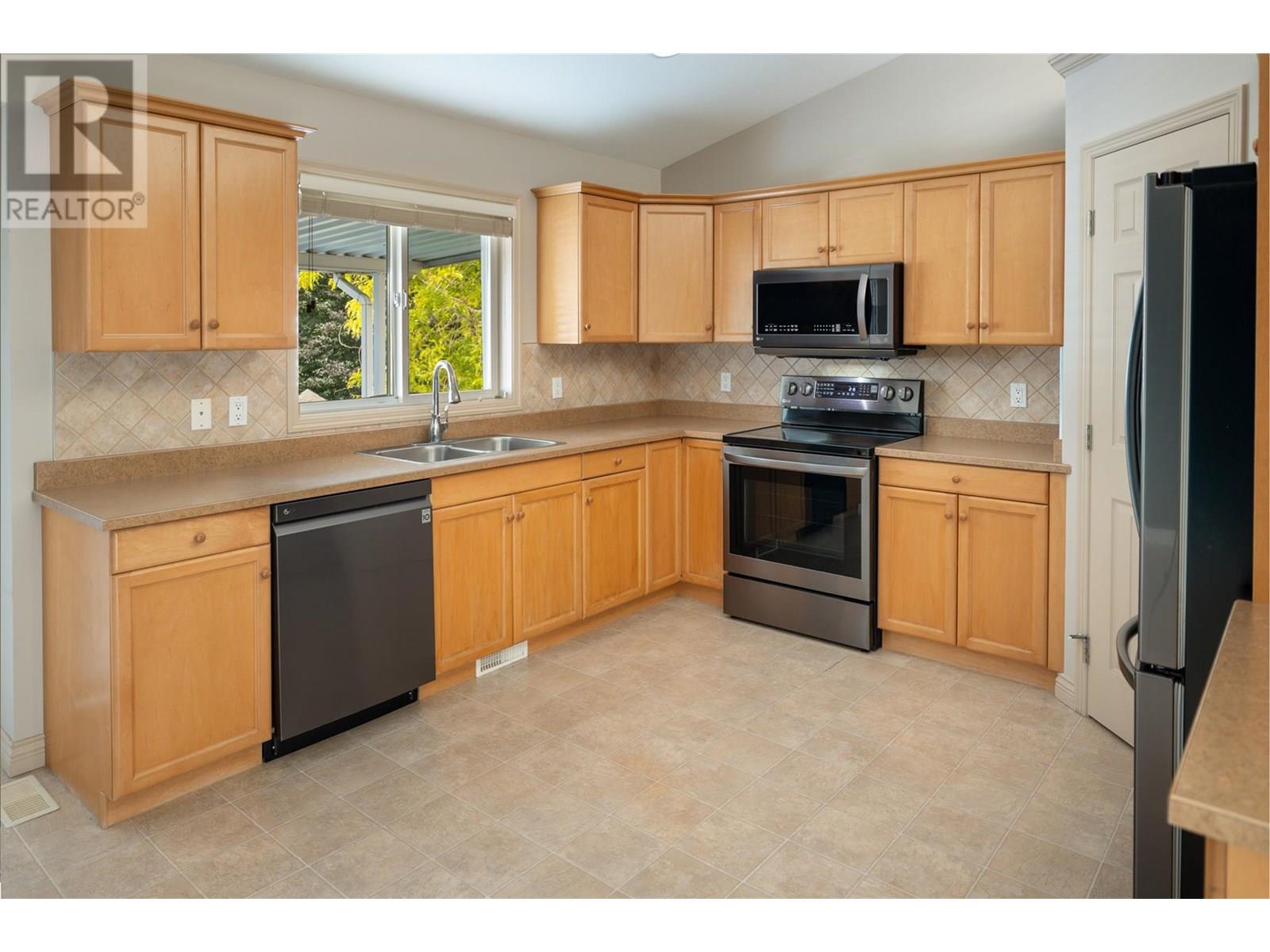 506 Harrop Avenue, Kelowna, British Columbia  V1X 6J3 - Photo 13 - 10351274