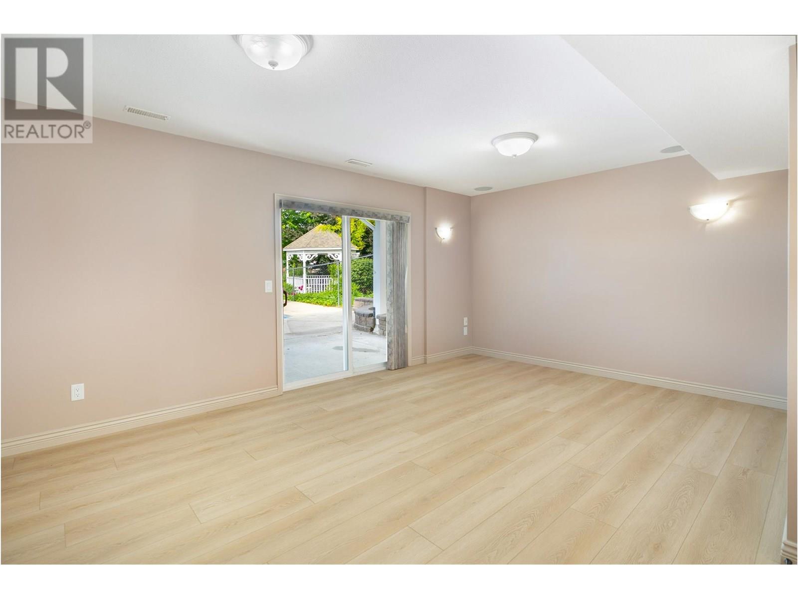 506 Harrop Avenue, Kelowna, British Columbia  V1X 6J3 - Photo 36 - 10351274