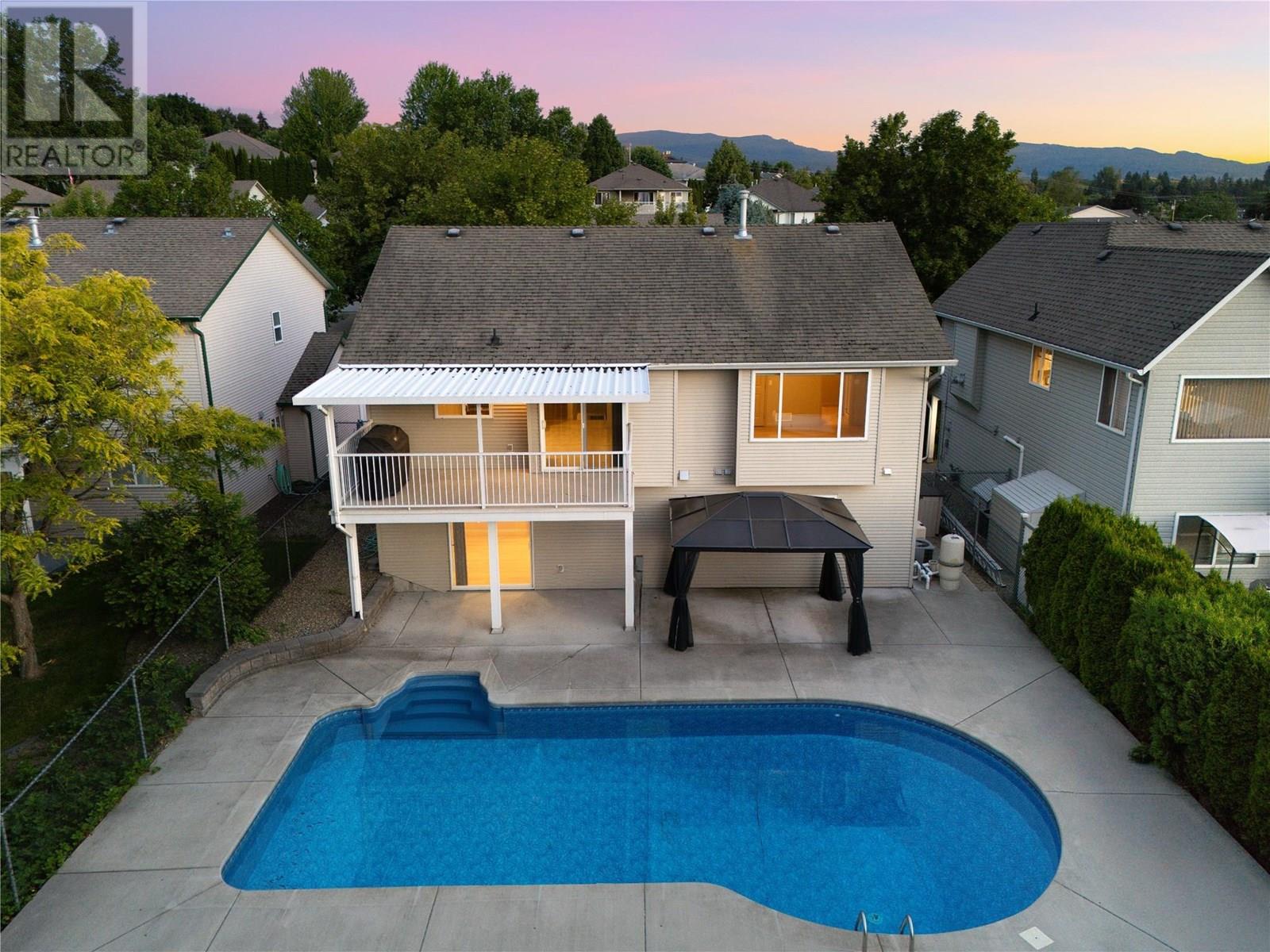 506 Harrop Avenue, Kelowna, British Columbia  V1X 6J3 - Photo 9 - 10351274