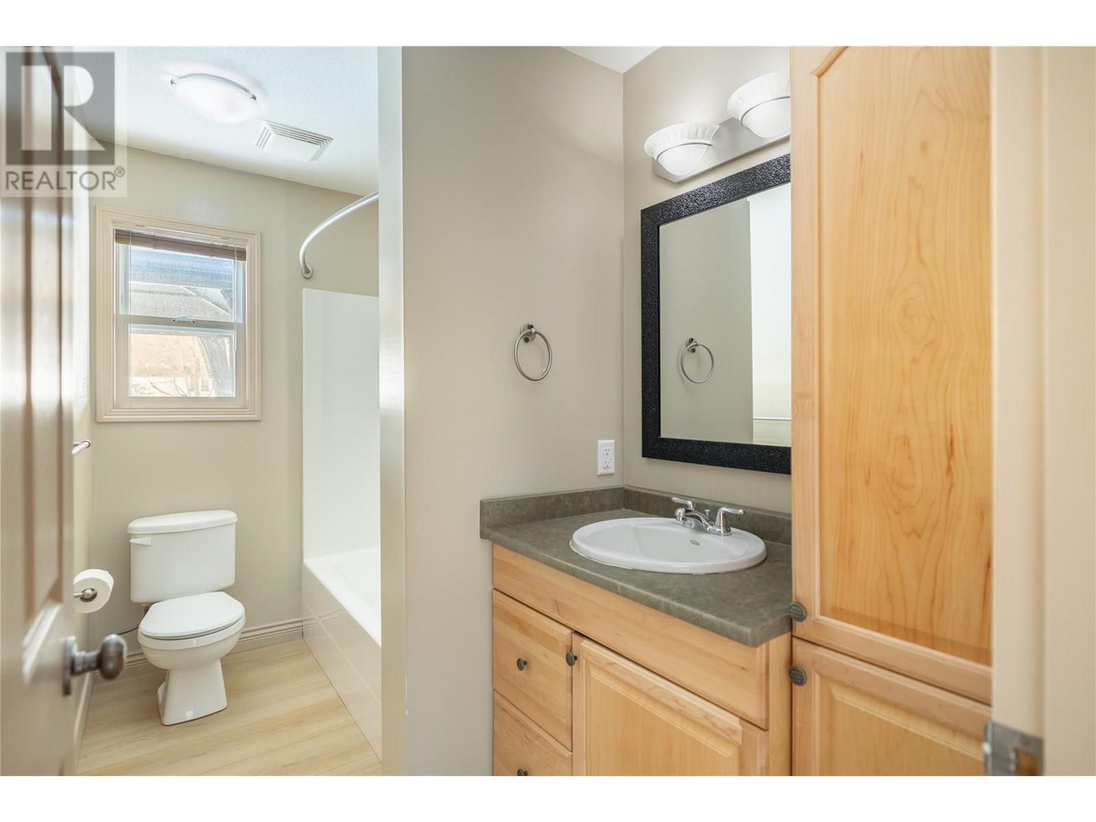 506 Harrop Avenue, Kelowna, British Columbia  V1X 6J3 - Photo 40 - 10351274