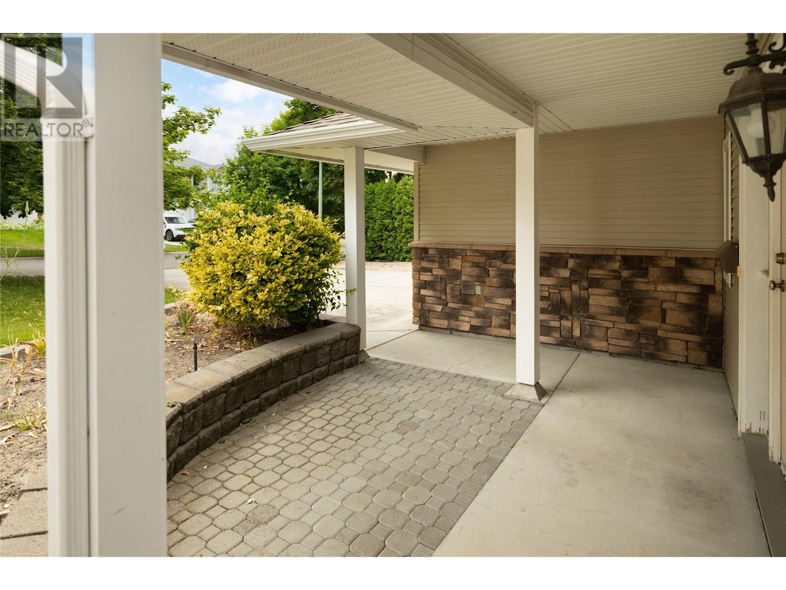 506 Harrop Avenue, Kelowna, British Columbia  V1X 6J3 - Photo 55 - 10351274