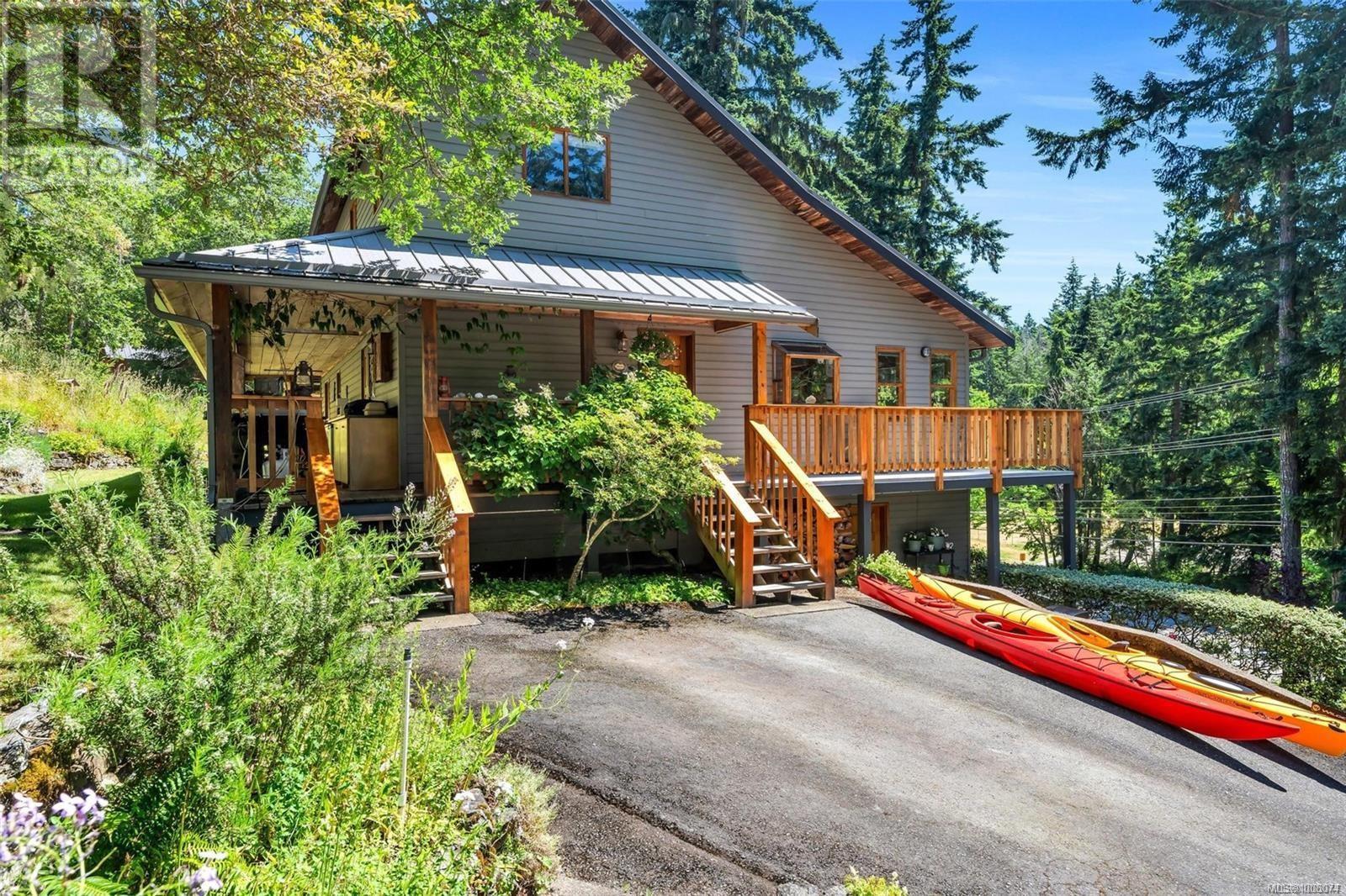 997 Herd Rd, Duncan, British Columbia