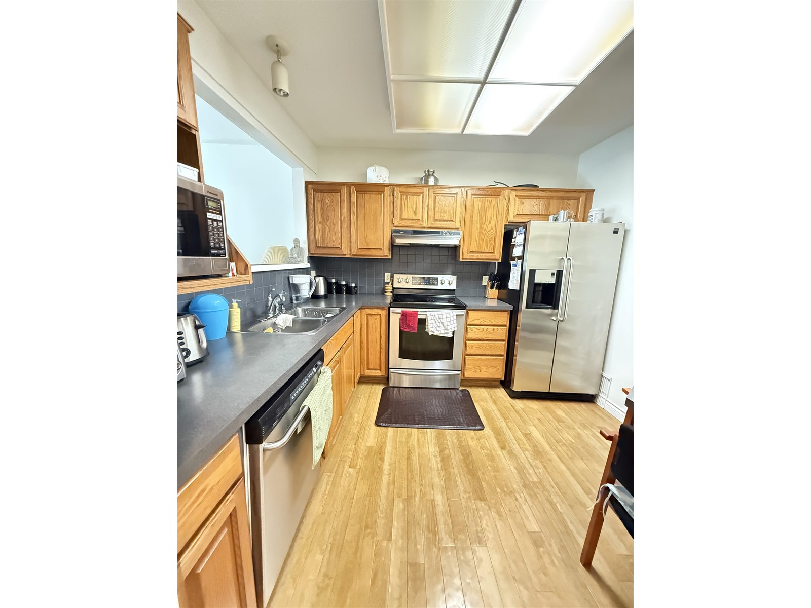 Property at 207 1255 BEST STREET image 2