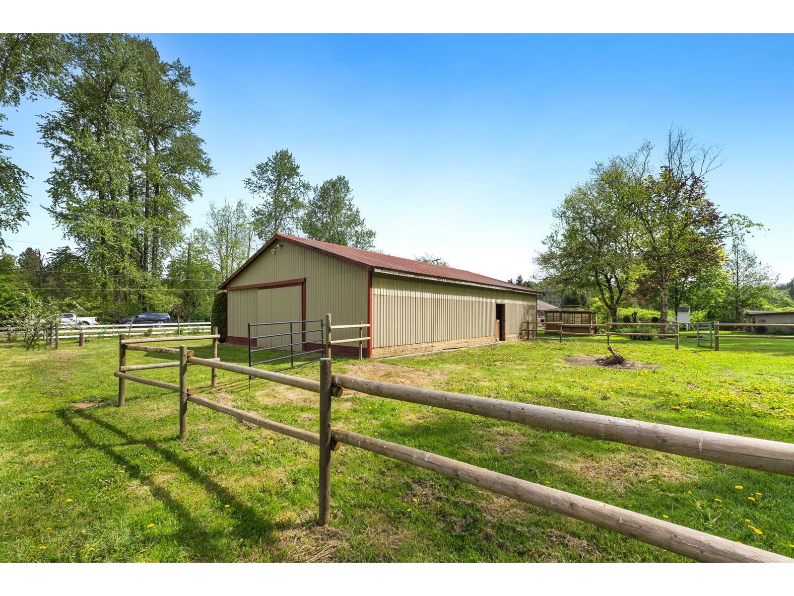 Property at 24960 ROBERTSON CRESCENT image 3