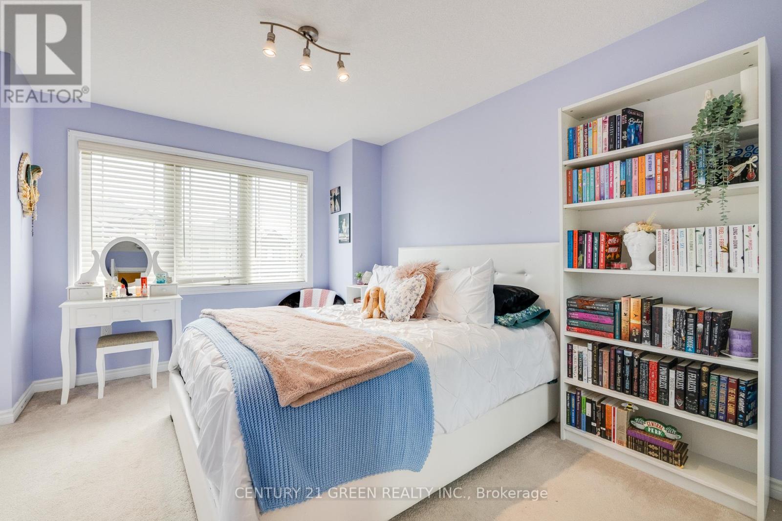 22 Scarletwood Street, Hamilton, Ontario  L8J 0K8 - Photo 46 - X12298287