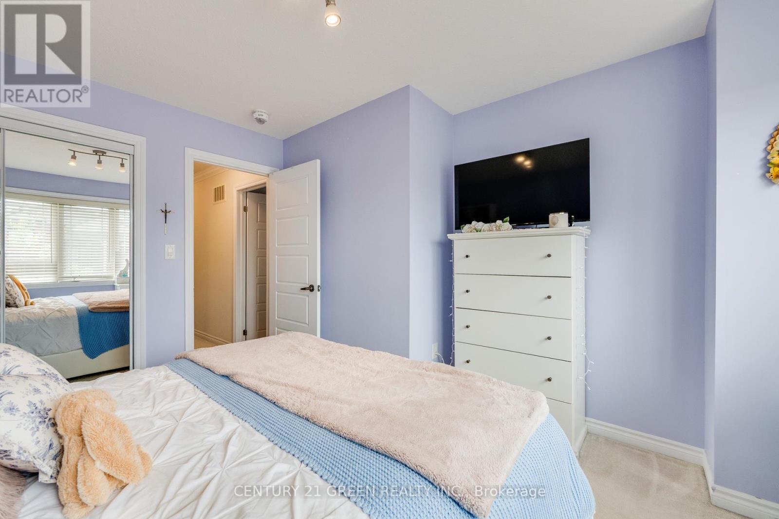 22 Scarletwood Street, Hamilton, Ontario  L8J 0K8 - Photo 47 - X12298287