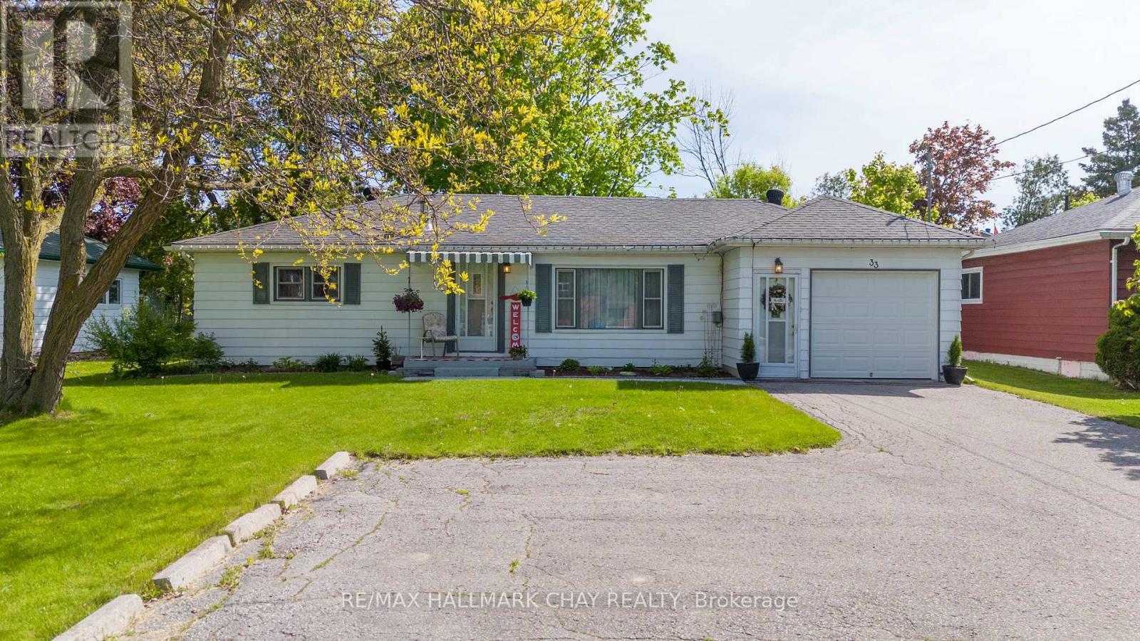 33 Yonge Street N, Springwater (Elmvale), Ontario  L0L 1P0 - Photo 1 - S12298372