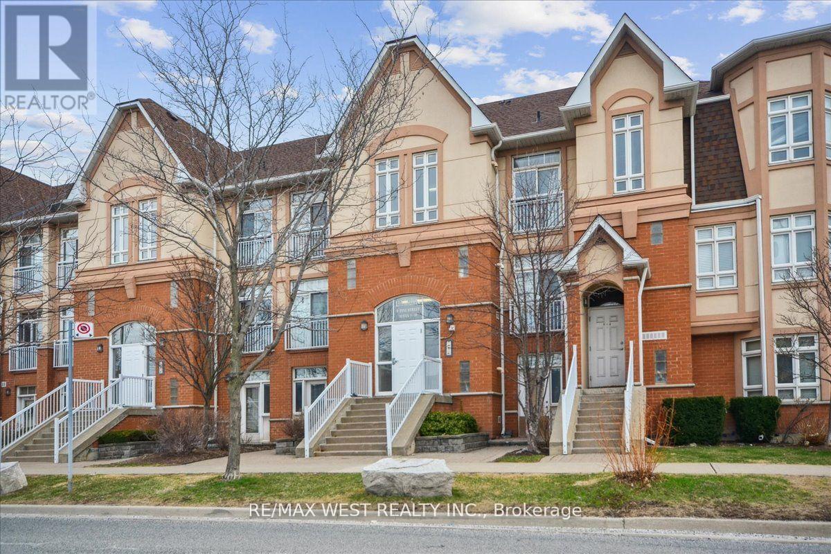 Property at 9 - 9 PINE STREET image 1