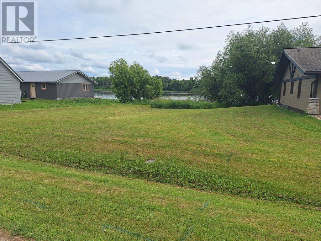 92 River Ave W, Rainy River, Ontario  P0W 1L0 - Photo 1 - TB252240