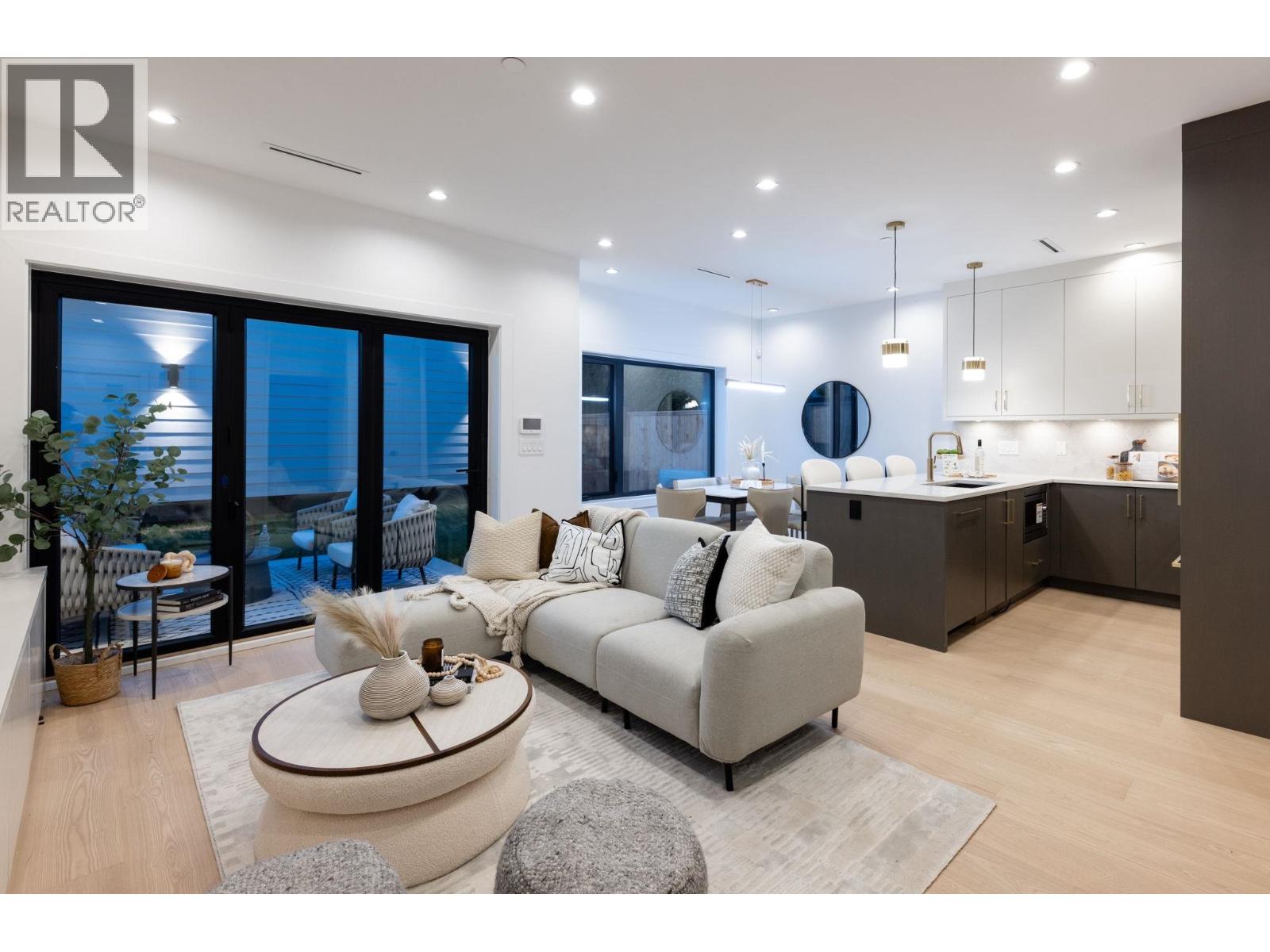 #2 1079 E 14th Avenue, Vancouver, British Columbia  V5T 2P1 - Photo 5 - R3029108