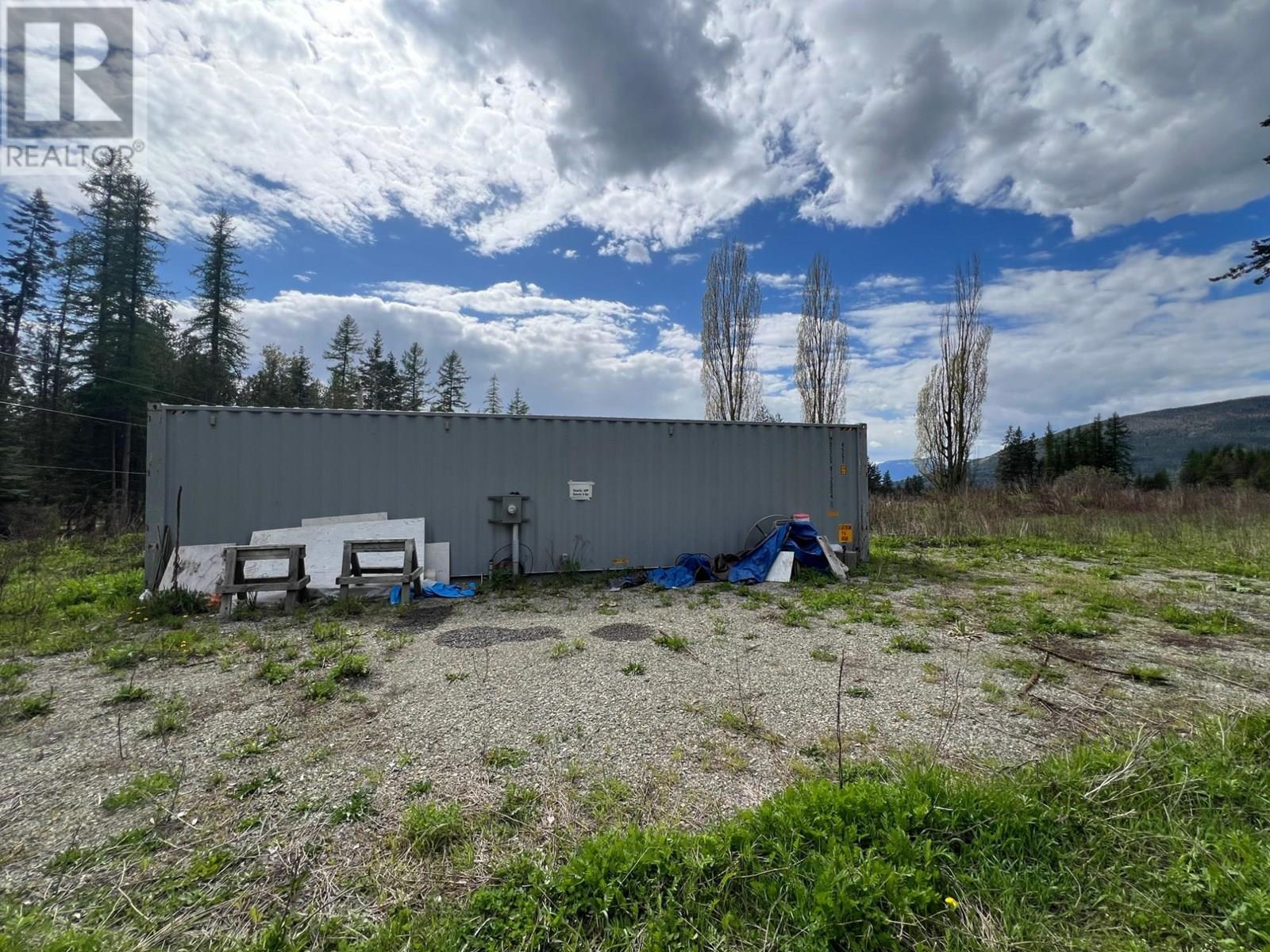 4852 48th Street, Canyon, British Columbia  V0B 1C1 - Photo 8 - 10356501