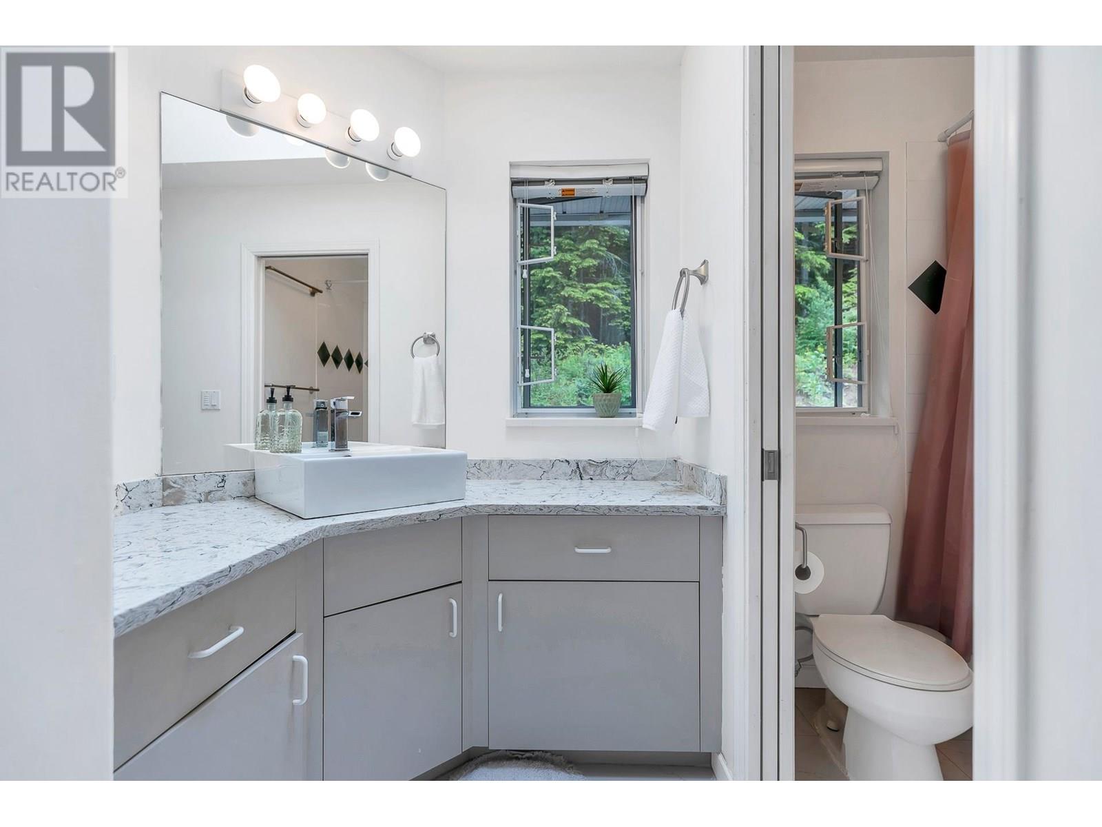4208 Bedwell Bay Road, Belcarra, British Columbia  V3H 4R1 - Photo 28 - R3029092