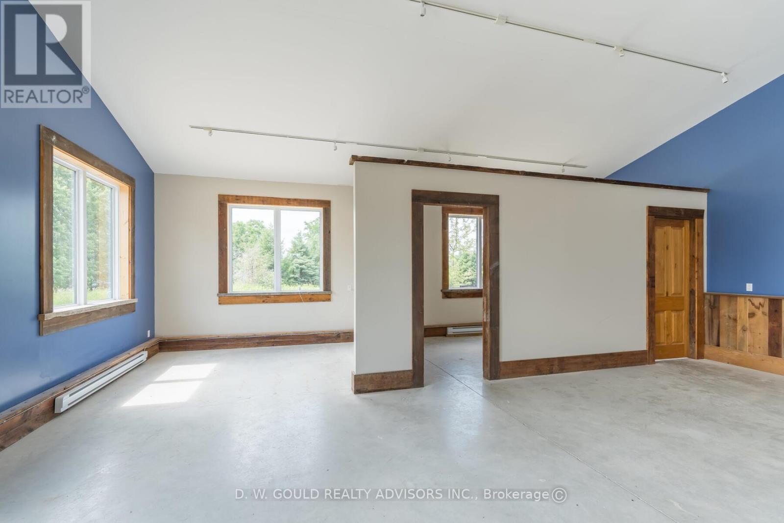 191279 Thirteen Line, East Garafraxa, Ontario  L9W 7B4 - Photo 32 - X12298285