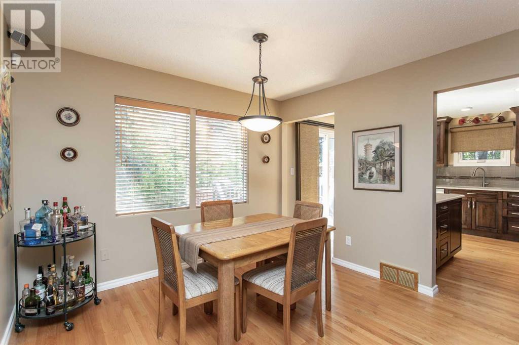 Property at 19 Oyen Crescent image 4