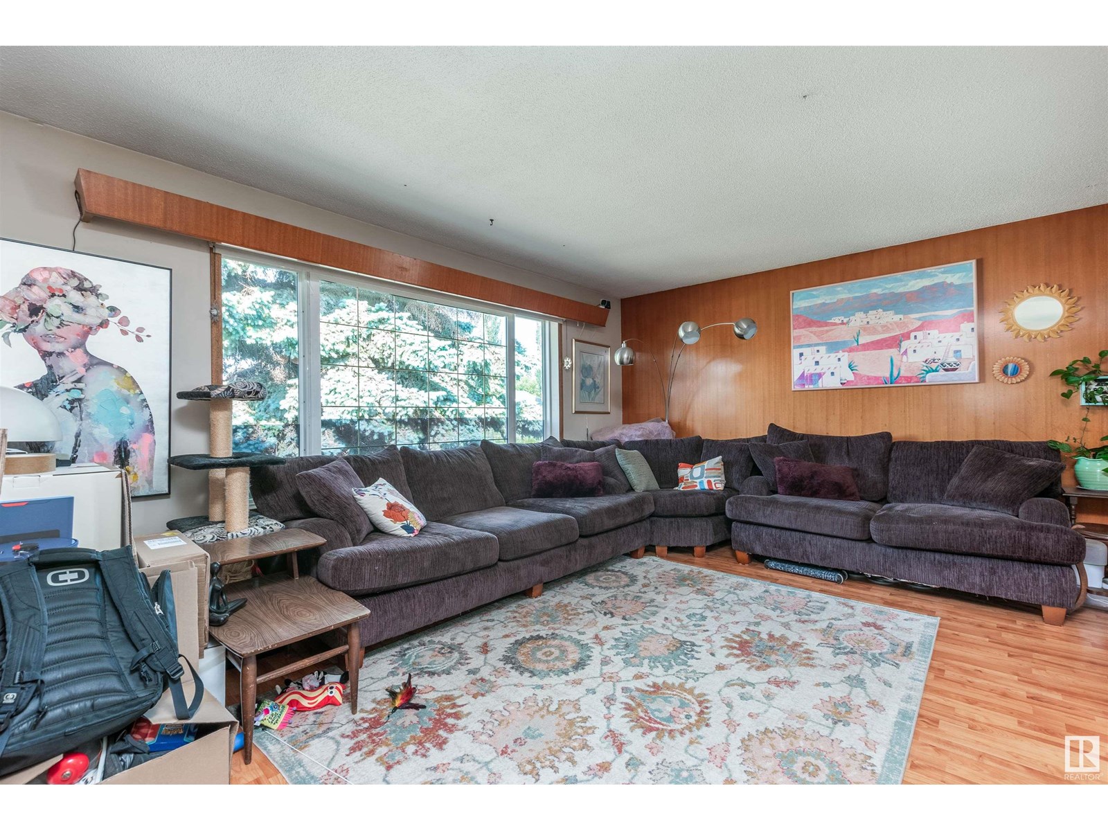 Property at 12735 129 ST NW image 3
