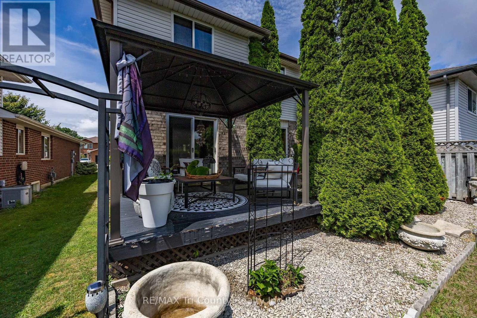 21 Kara Lane, Tillsonburg, Ontario  N4G 5M3 - Photo 27 - X12298601