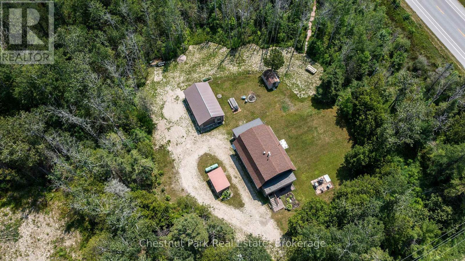8 Little Cove Road, Northern Bruce Peninsula, Ontario  N0H 2R0 - Photo 13 - X12298619