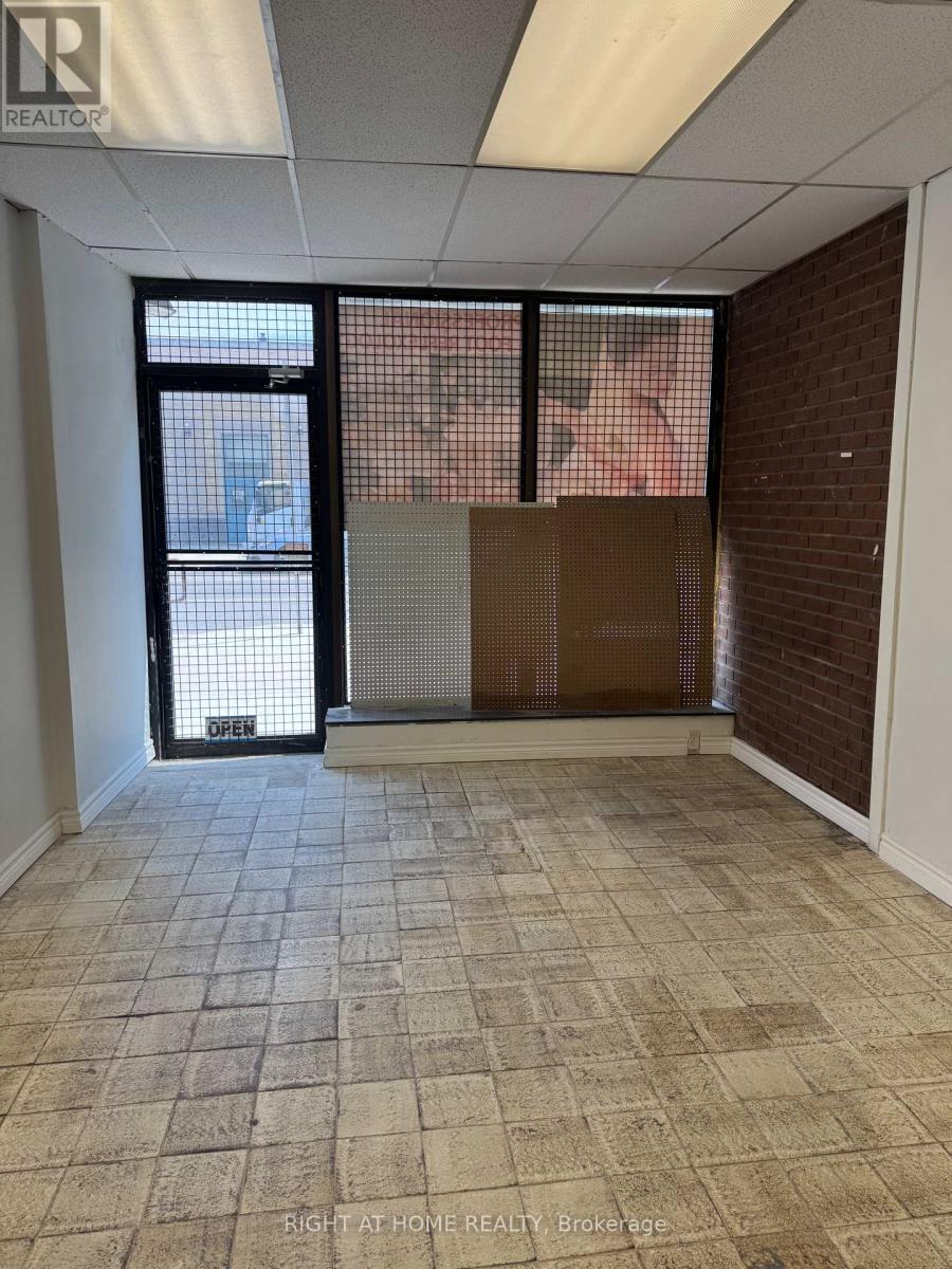 1590 Eglinton Avenue W, Toronto, Ontario  M6E 2G8 - Photo 7 - W12295829