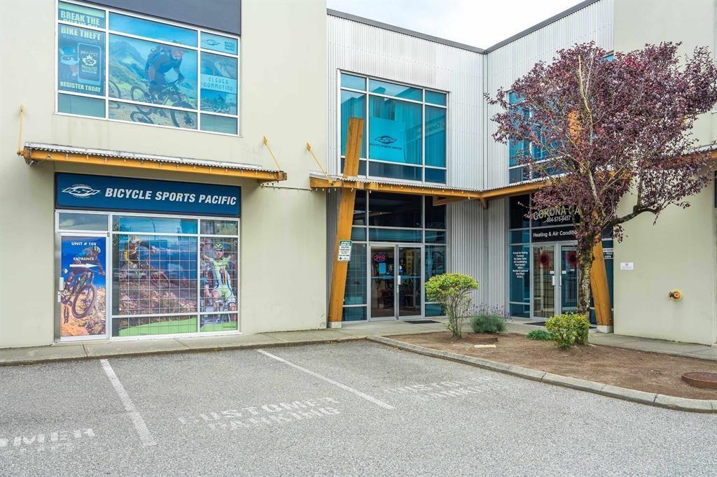108-109 19289 LANGLEY BYPASS, Surrey, British Columbia