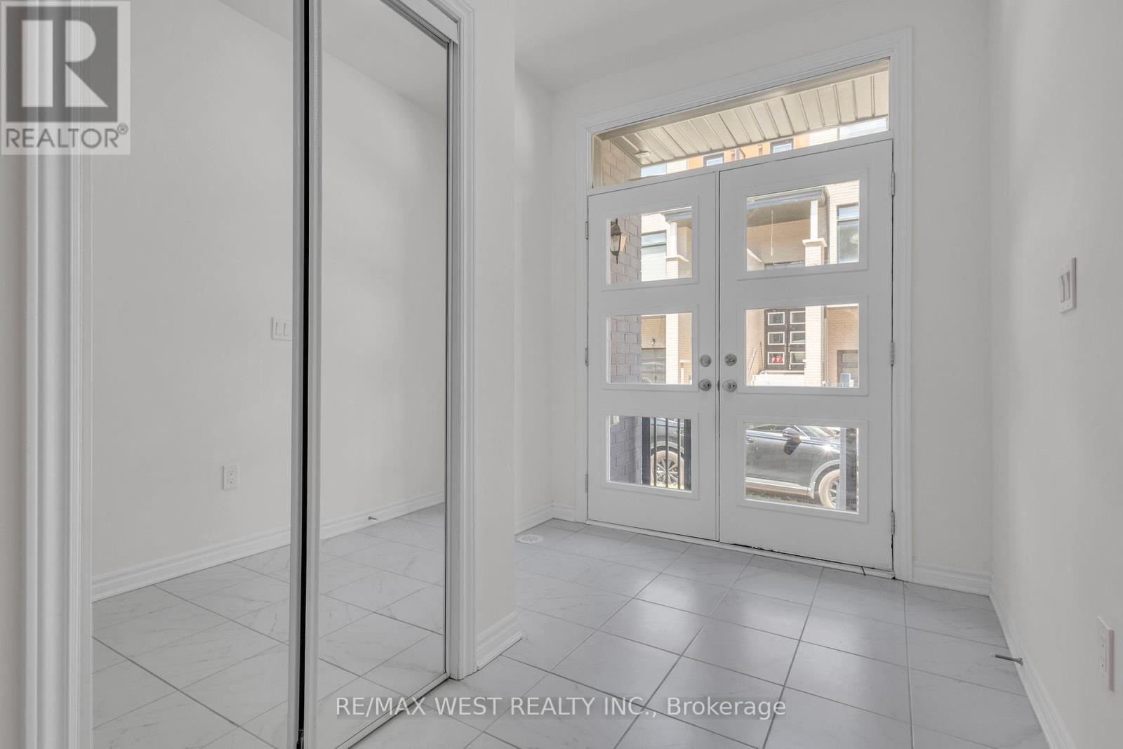 Property at 15 QUILICO ROAD N image 5