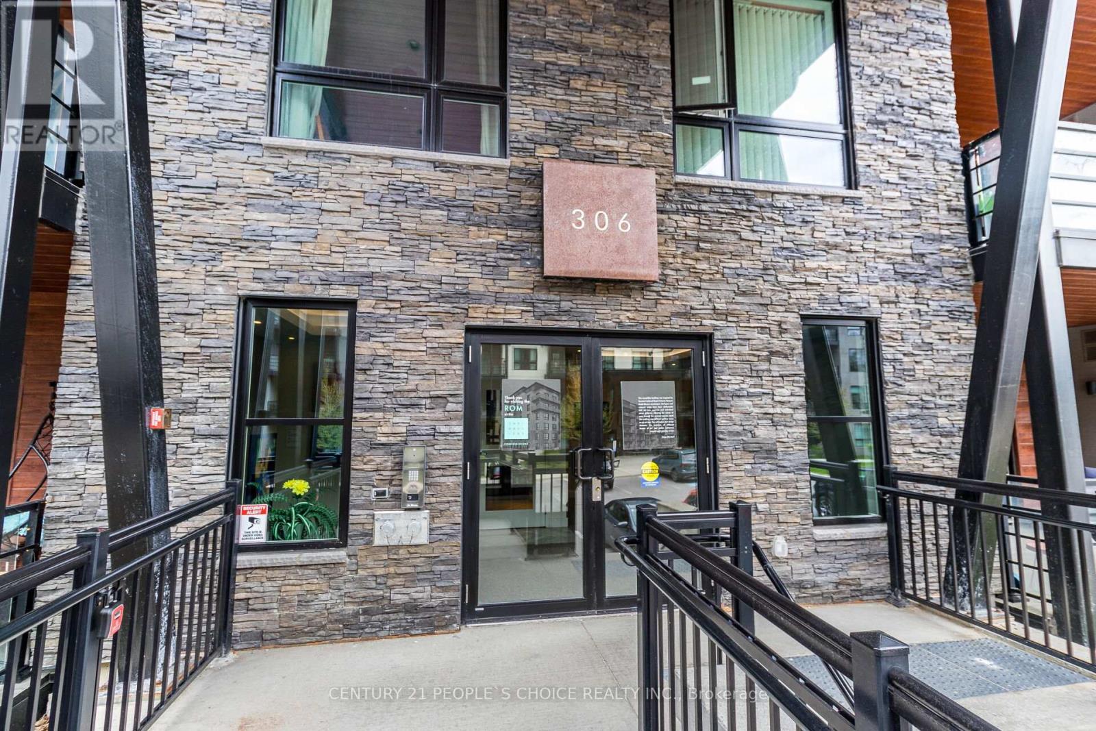 511 - 306 Essa Road, Barrie, Ontario  L9J 0H5 - Photo 2 - S12291110
