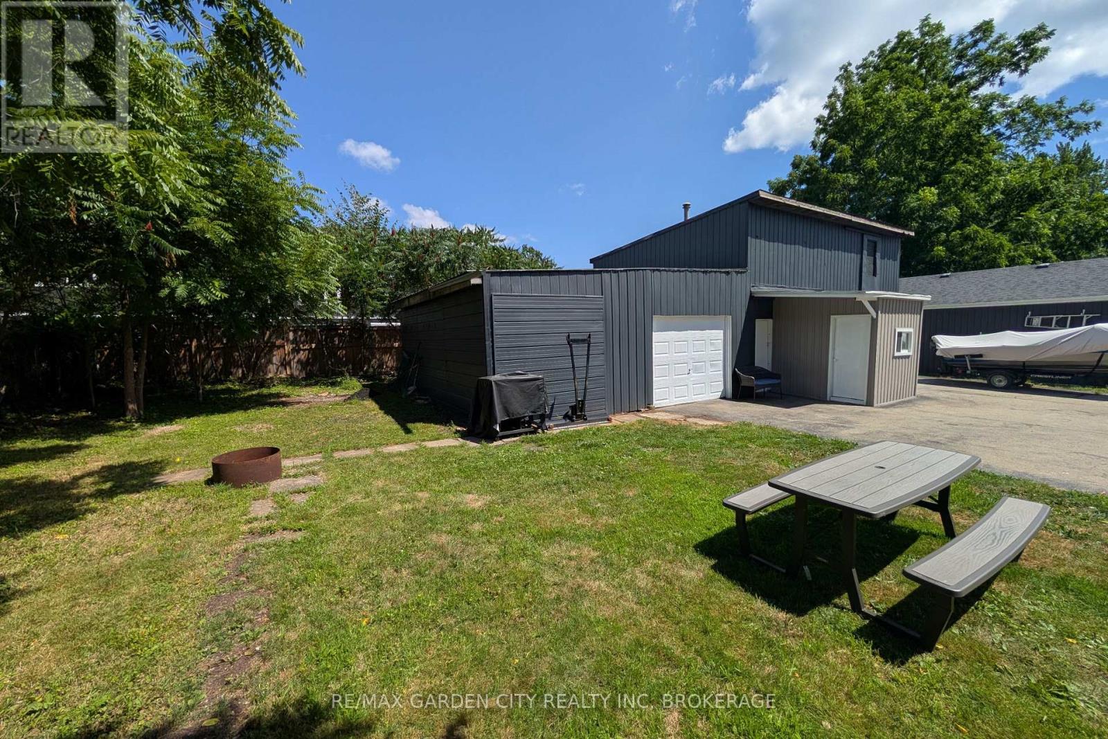 222 Ridgeway Road, Fort Erie, Ontario  L0S 1B0 - Photo 36 - X12296687