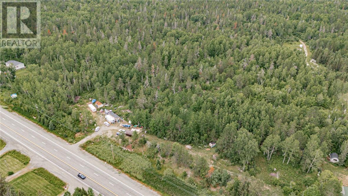 3481 Highway 17 E, Wahnapitae, Ontario  P0M 3C0 - Photo 4 - 2123682